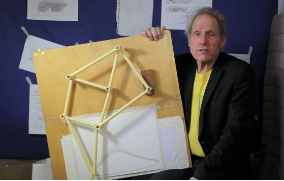 theo-jansen-explains-the-leg-system